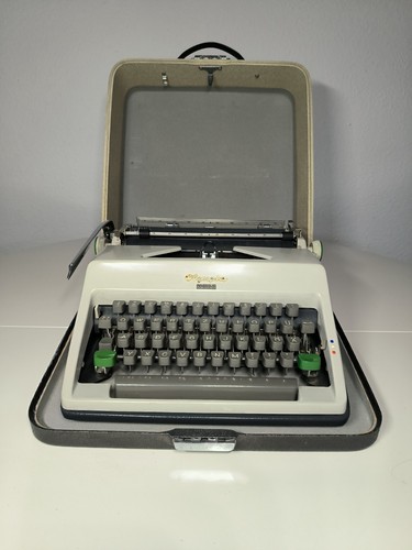 Olympia monica vintage - monica,