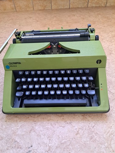 Olympia schreibmaschine monica - schreibmaschine,