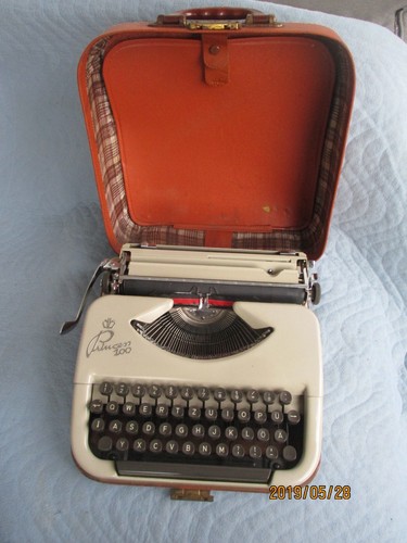 Schreibmaschine