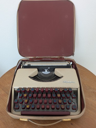 Olympia schreibmaschine - olympia,