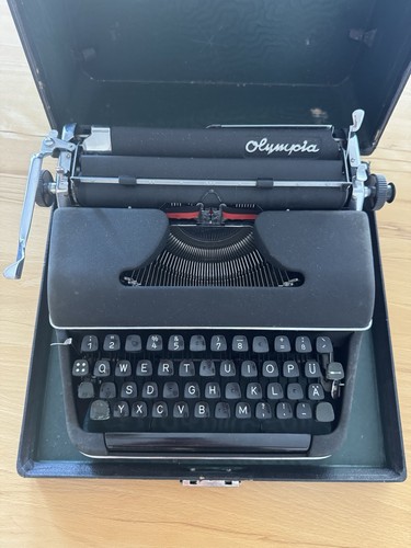 Olympia schreibmaschine modell - olympia,